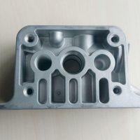 15-3126-01 Center Block Assy PX15 Wilden Parts